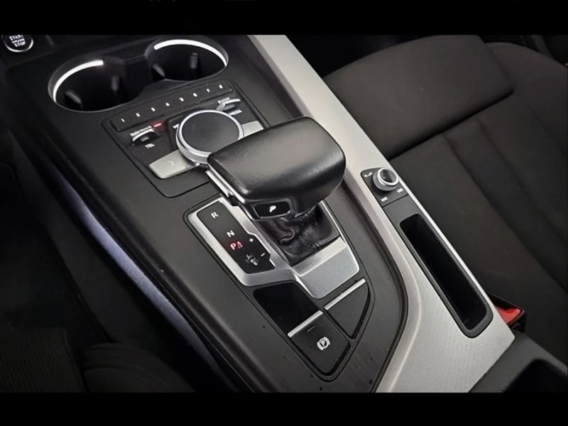 Audi A5 2.0 TDI Sport, снимка 12 - Автомобили и джипове - 54126148