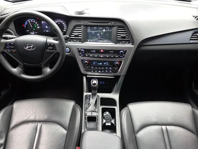 Hyundai Sonata, снимка 6 - Автомобили и джипове - 56707029