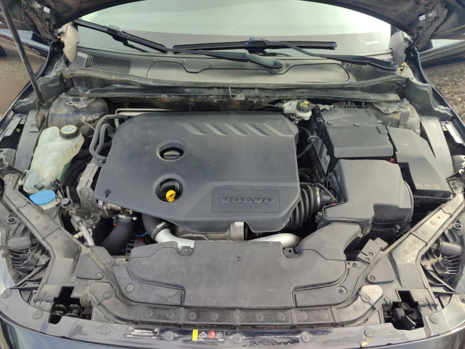 Volvo V40 1.6 D2 Kinetic | Mobile.bg — изображение 15