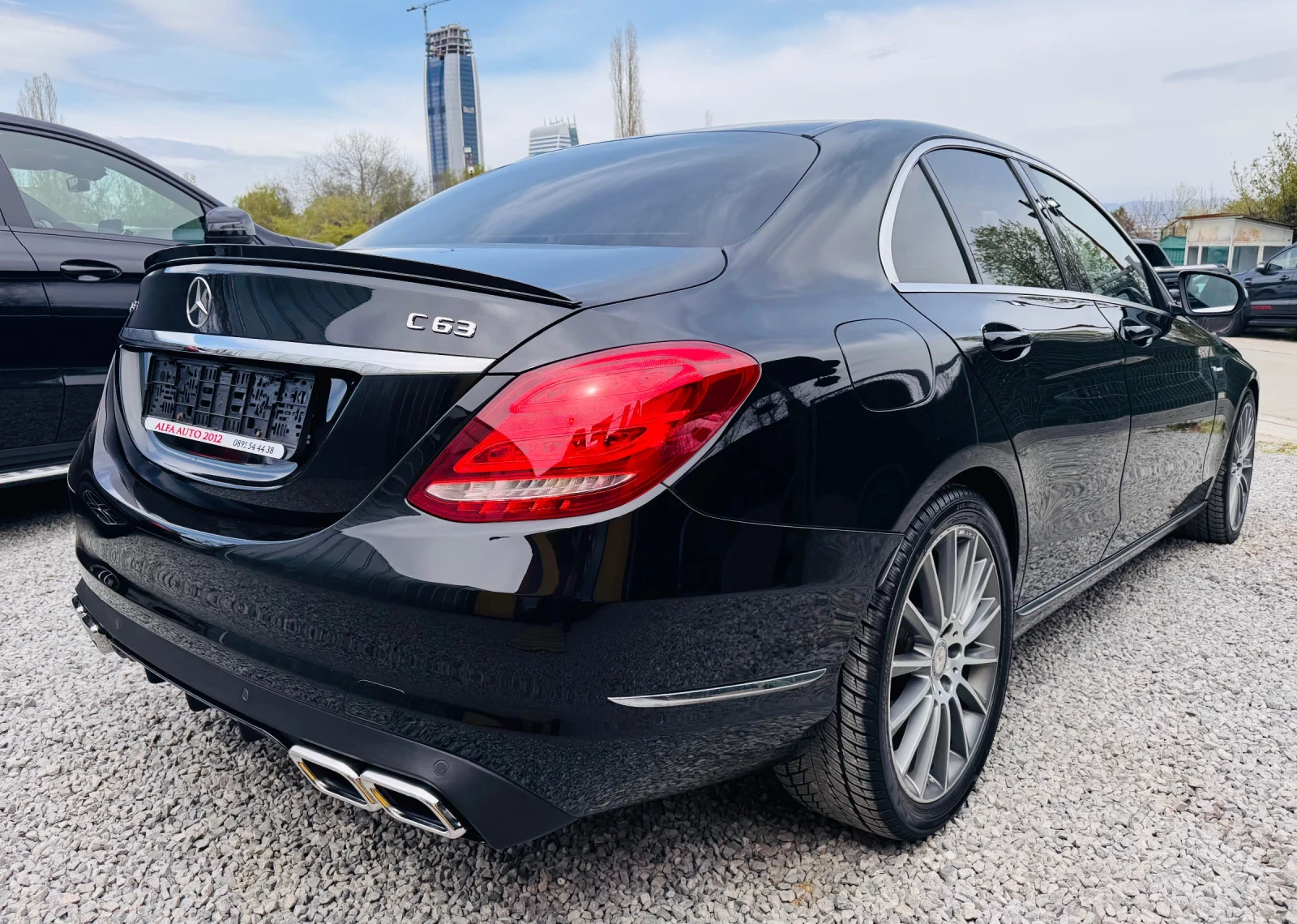 Mercedes-Benz C 220 d/C63 AMG/УНИКАТ/ДИСТР+ ПАНО+ HEAD UP+ BURMASTER// - изображение 6