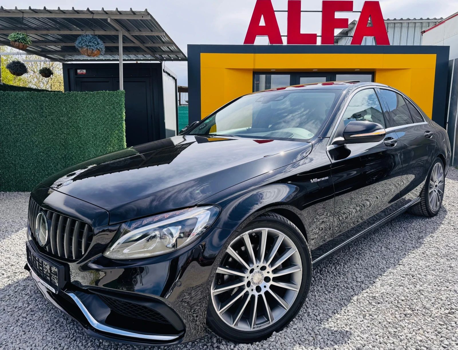 Mercedes-Benz C 220 d/C63 AMG/УНИКАТ/ДИСТР+ ПАНО+ HEAD UP+ BURMASTER// - изображение 3