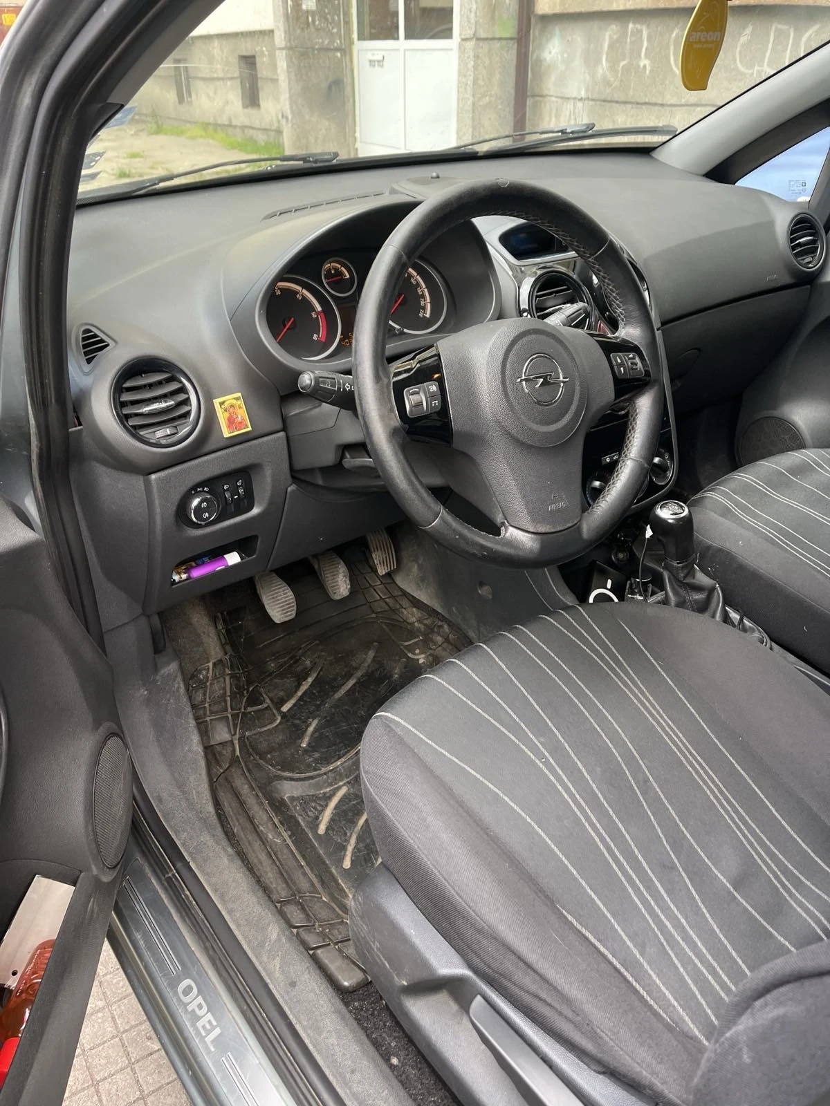 Opel Corsa  - изображение 5