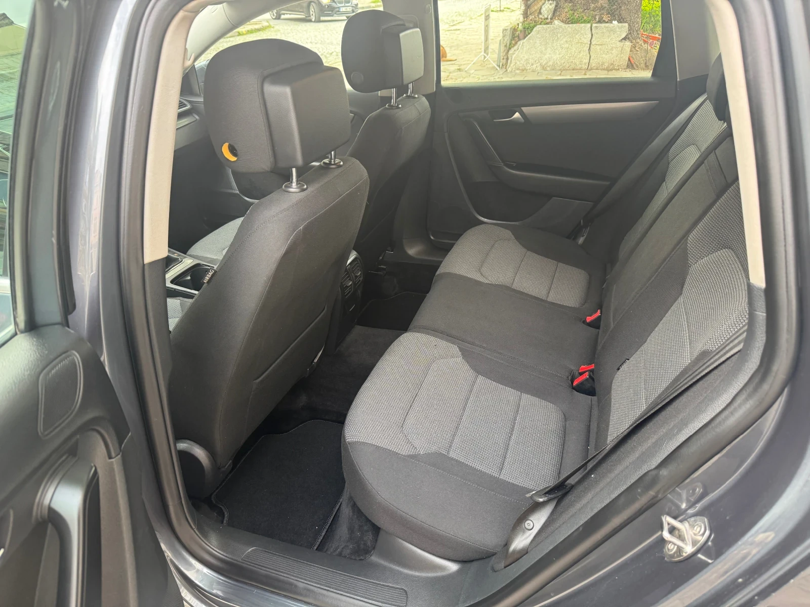 VW Passat BlueMotion - изображение 4