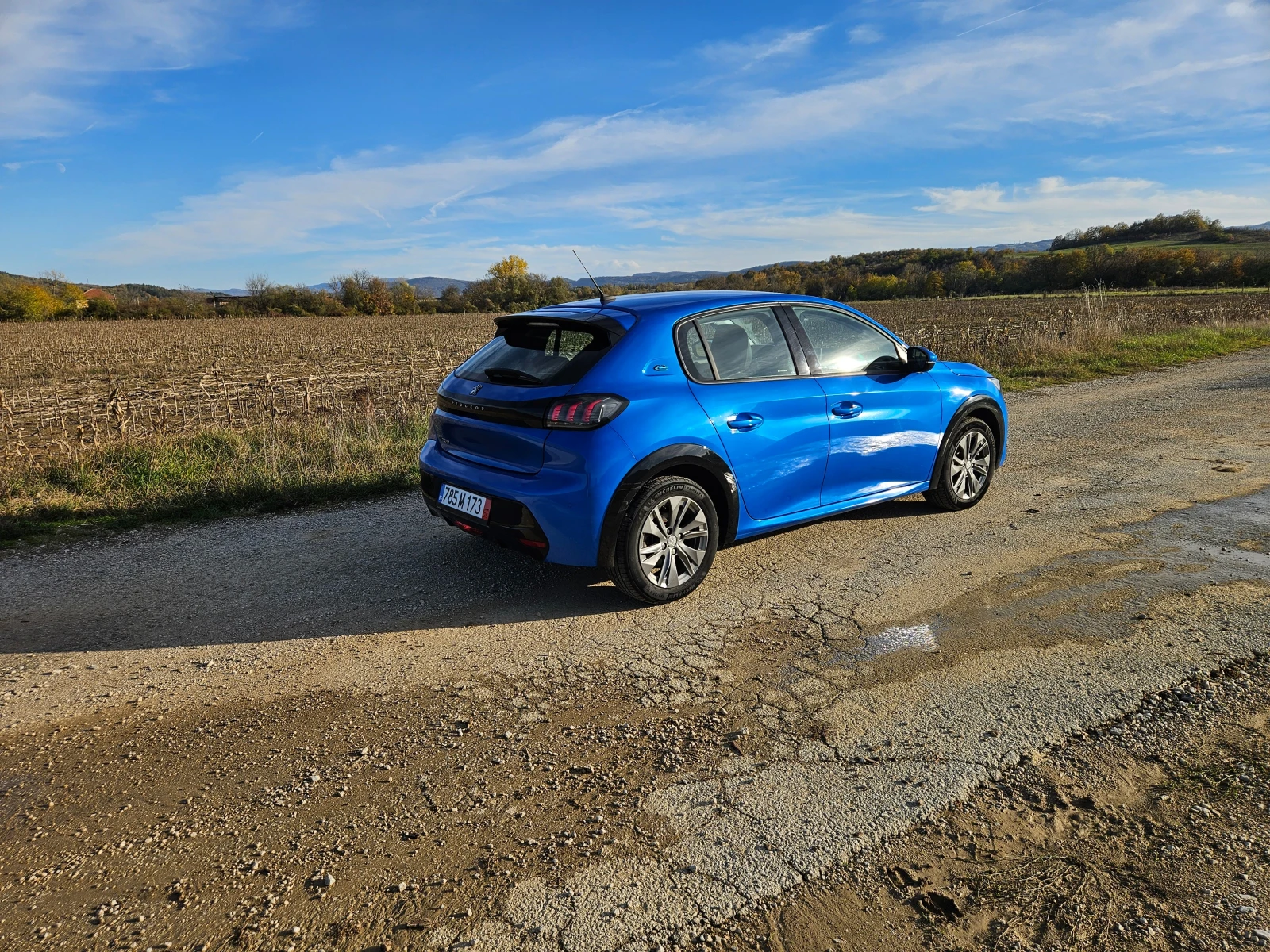 Peugeot 208  ALLURE * 3D * BIG NAVI * Full LED * 50 kWh | Mobile.bg   4