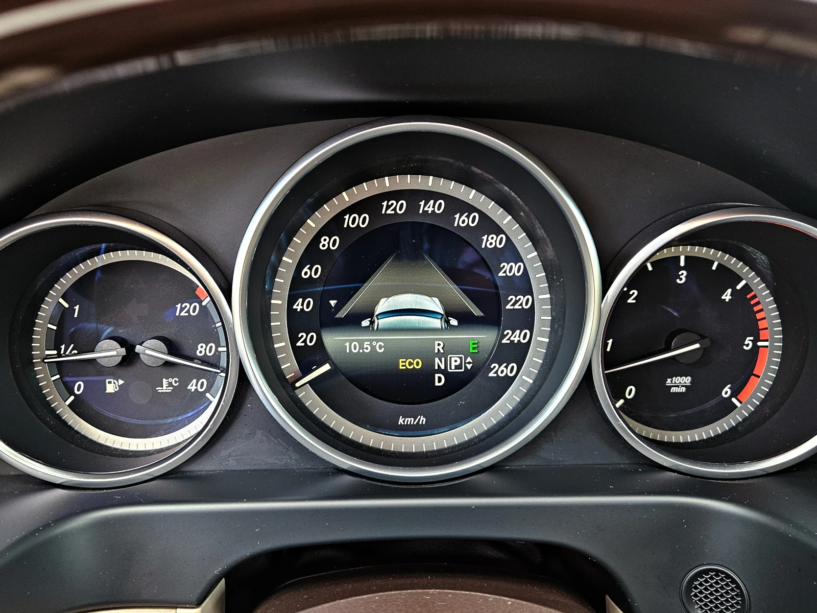 Mercedes-Benz E 350 AMG/4M/FACE/HARMAN/CAMERA/ПОДГРЕВ/AIRMAT/AMBI/LIZI - изображение 9