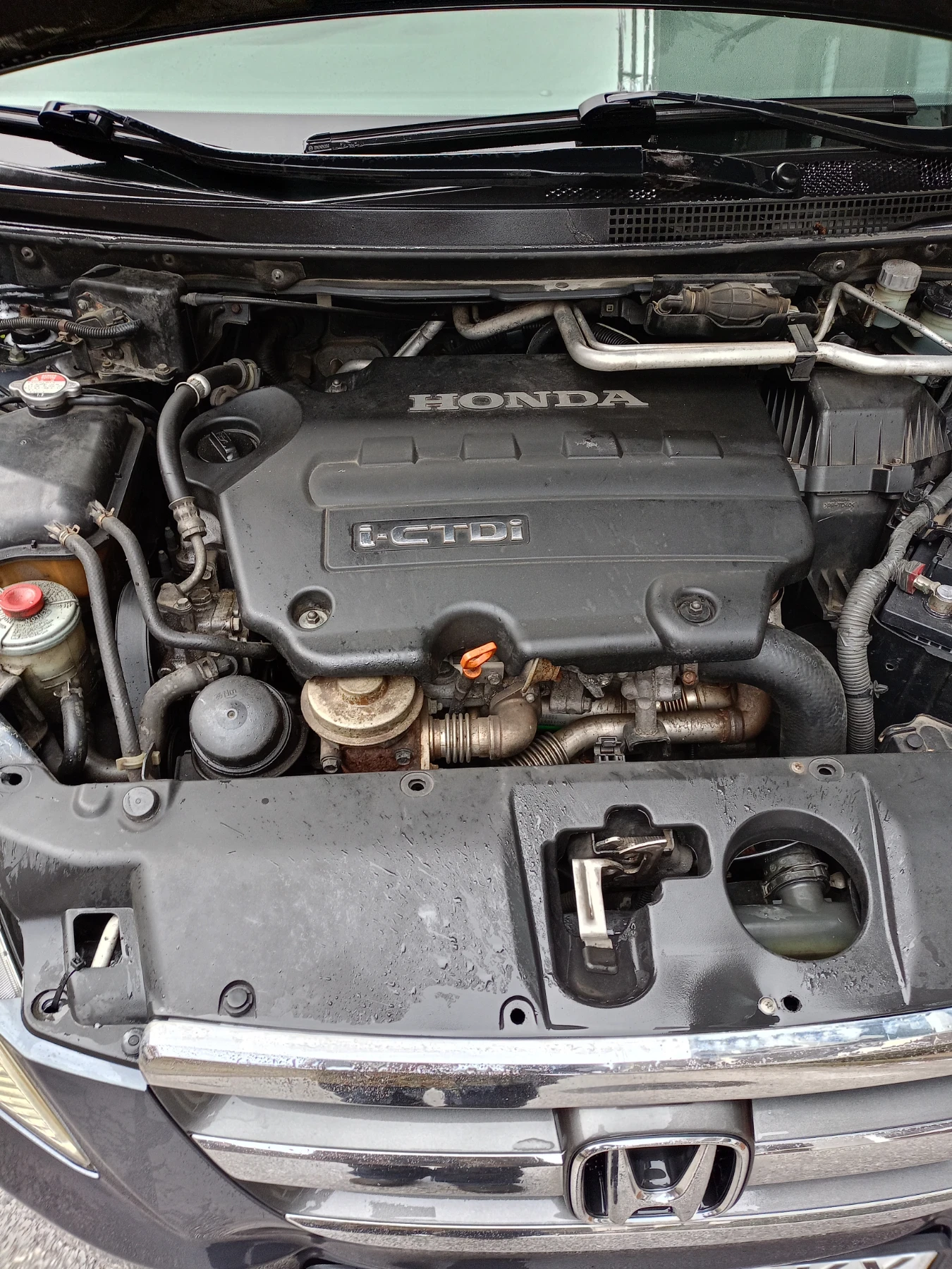 Honda Fr-v, снимка 2 - Автомобили и джипове - 53723780