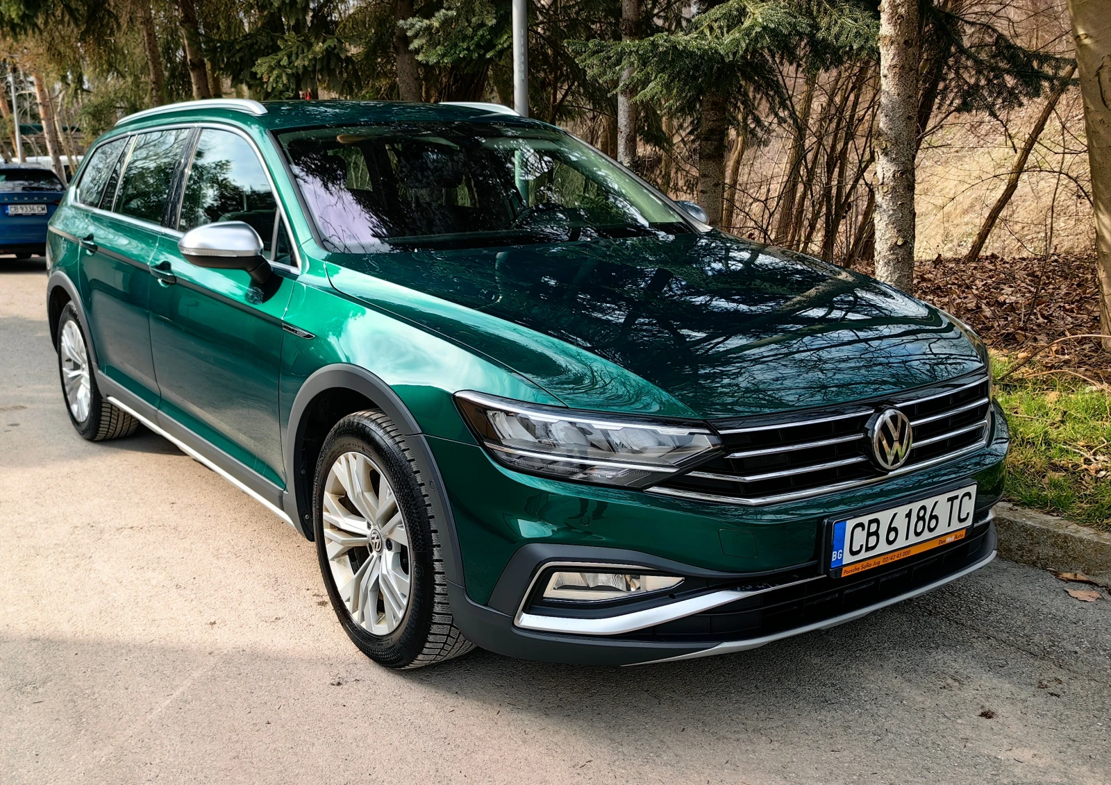VW Alltrack Фейслифт, снимка 3 - Автомобили и джипове - 53791940