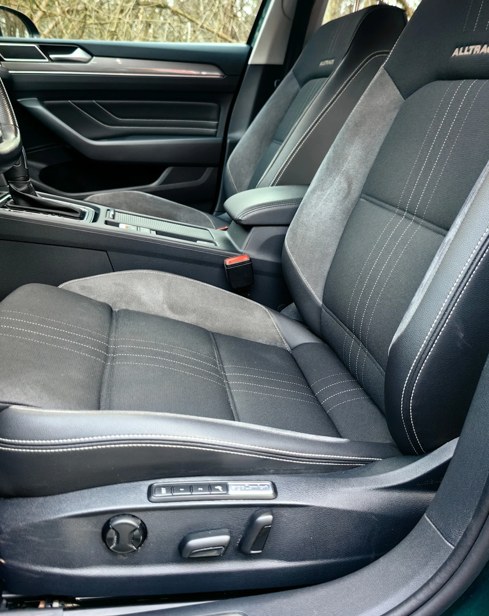 VW Alltrack Фейслифт, снимка 13 - Автомобили и джипове - 53791940