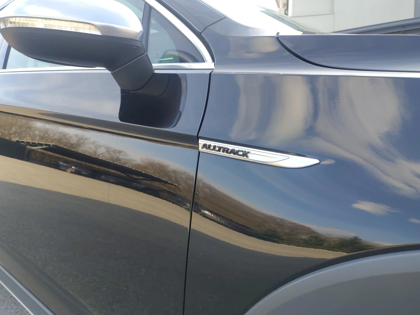 VW Passat 2.0TDI190к.с/ALLTRACK/АВТОМАТ/ТЕГЛИЧ/ТЕМП/НАВИ/ТОП, снимка 9 - Автомобили и джипове - 53880343