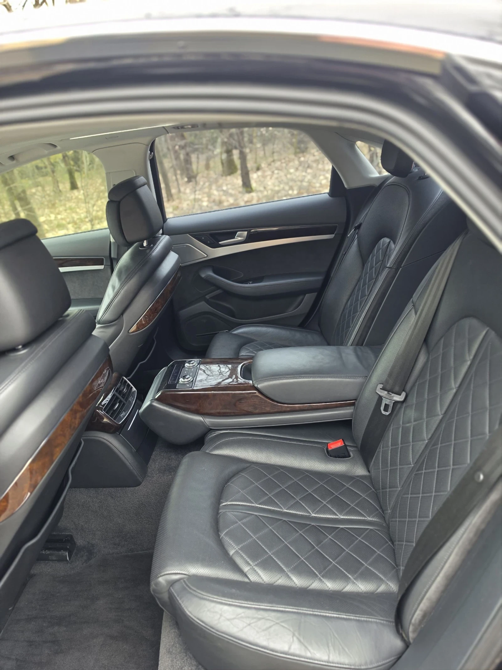 Audi A8, снимка 9 - Автомобили и джипове - 53925777