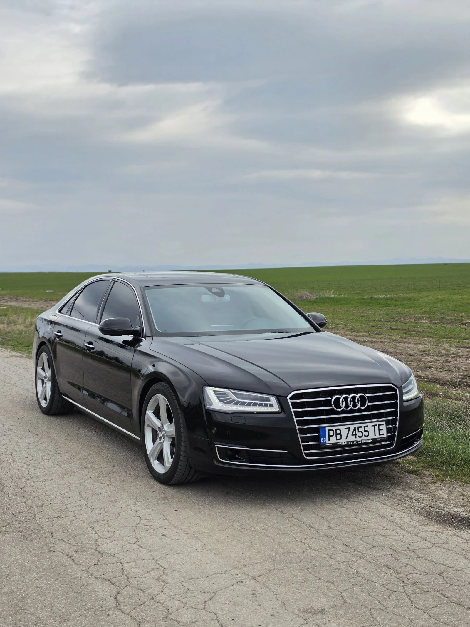 Audi A8, снимка 11 - Автомобили и джипове - 53925777