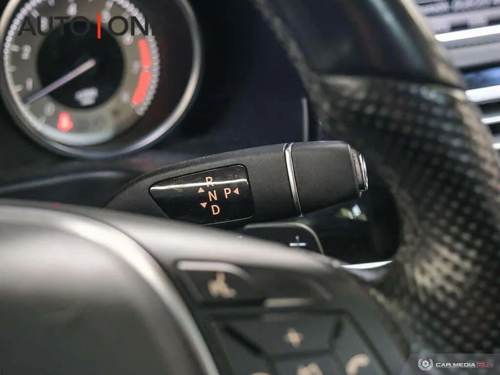 Mercedes-Benz E 400 WAGON * AMG Line * Фиксирана цена до БГ * CARFAX *, снимка 14 - Автомобили и джипове - 54038972