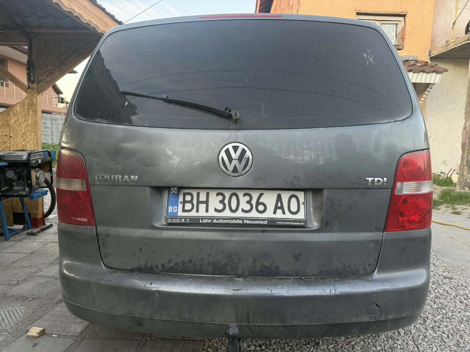 VW Touran, снимка 3 - Автомобили и джипове - 54140932