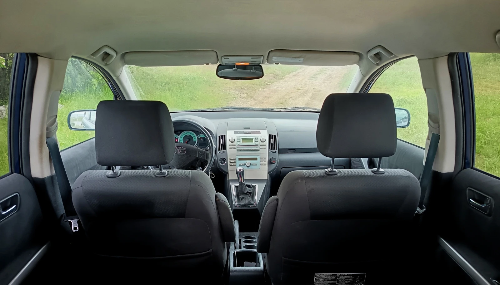 Toyota Corolla verso 2.2 D-4D (136 Hp) Facelift, снимка 5 - Автомобили и джипове - 54602301