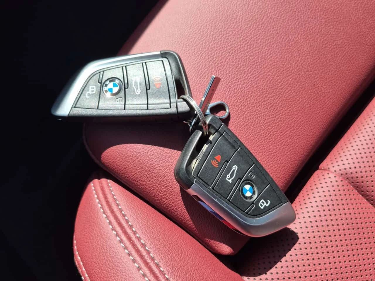 BMW 330 * XDRIVE * CARFAX * 2 КЛЮЧА * М ПАКЕТ * , снимка 7 - Автомобили и джипове - 54831506