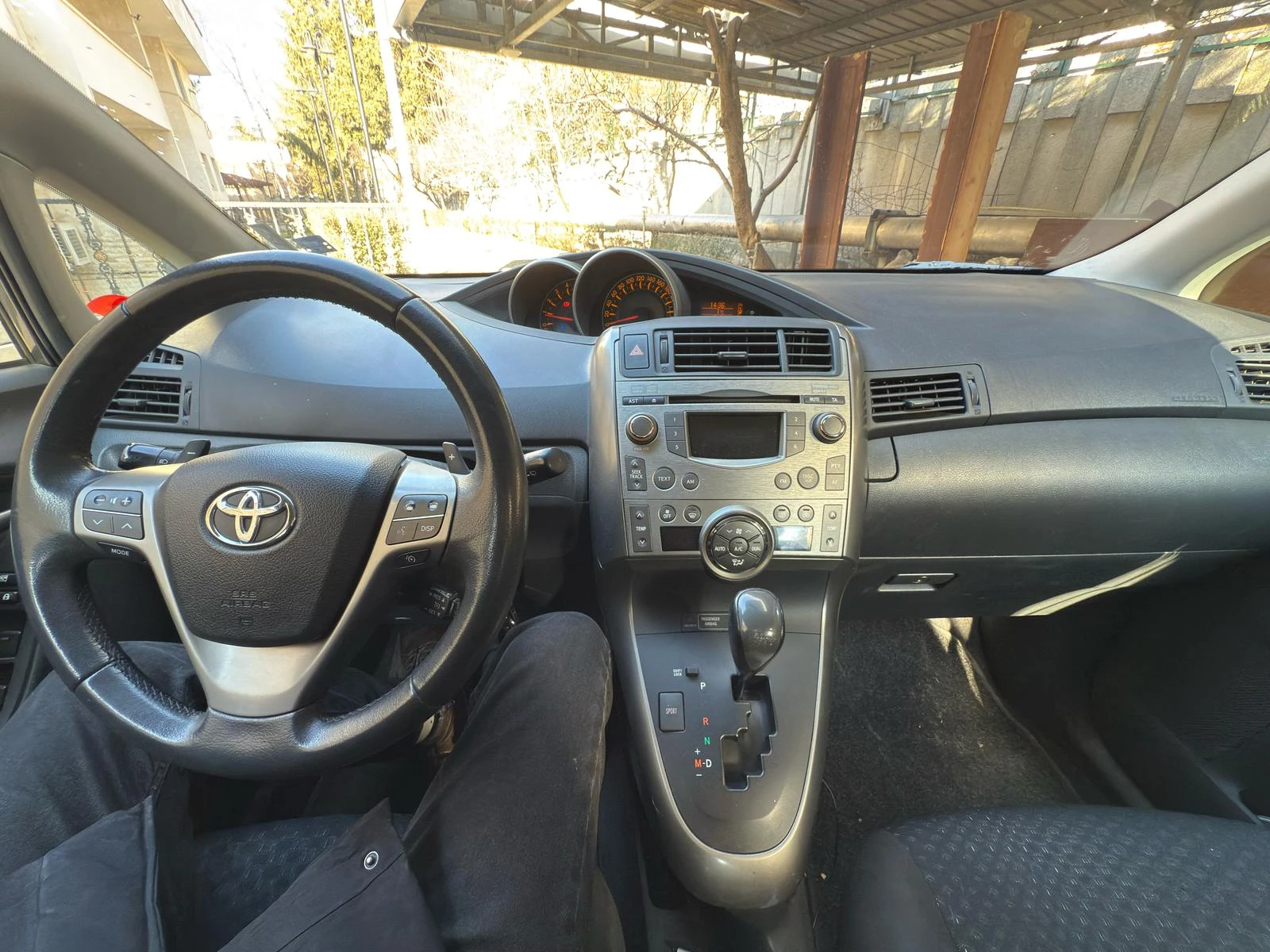 Toyota Verso, снимка 9 - Автомобили и джипове - 54846205