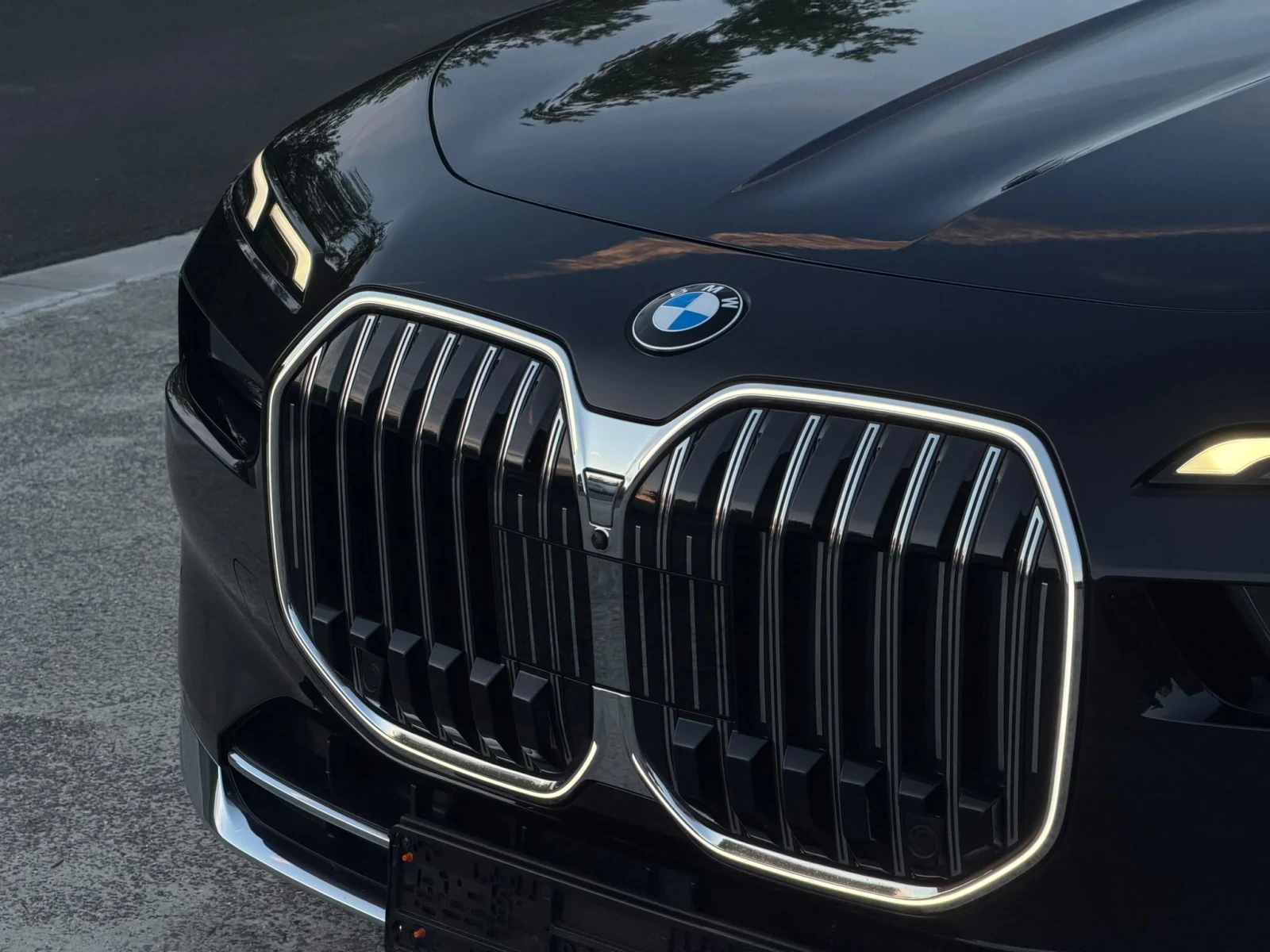 BMW 740 Очакван* Внос, снимка 4 - Автомобили и джипове - 55148528