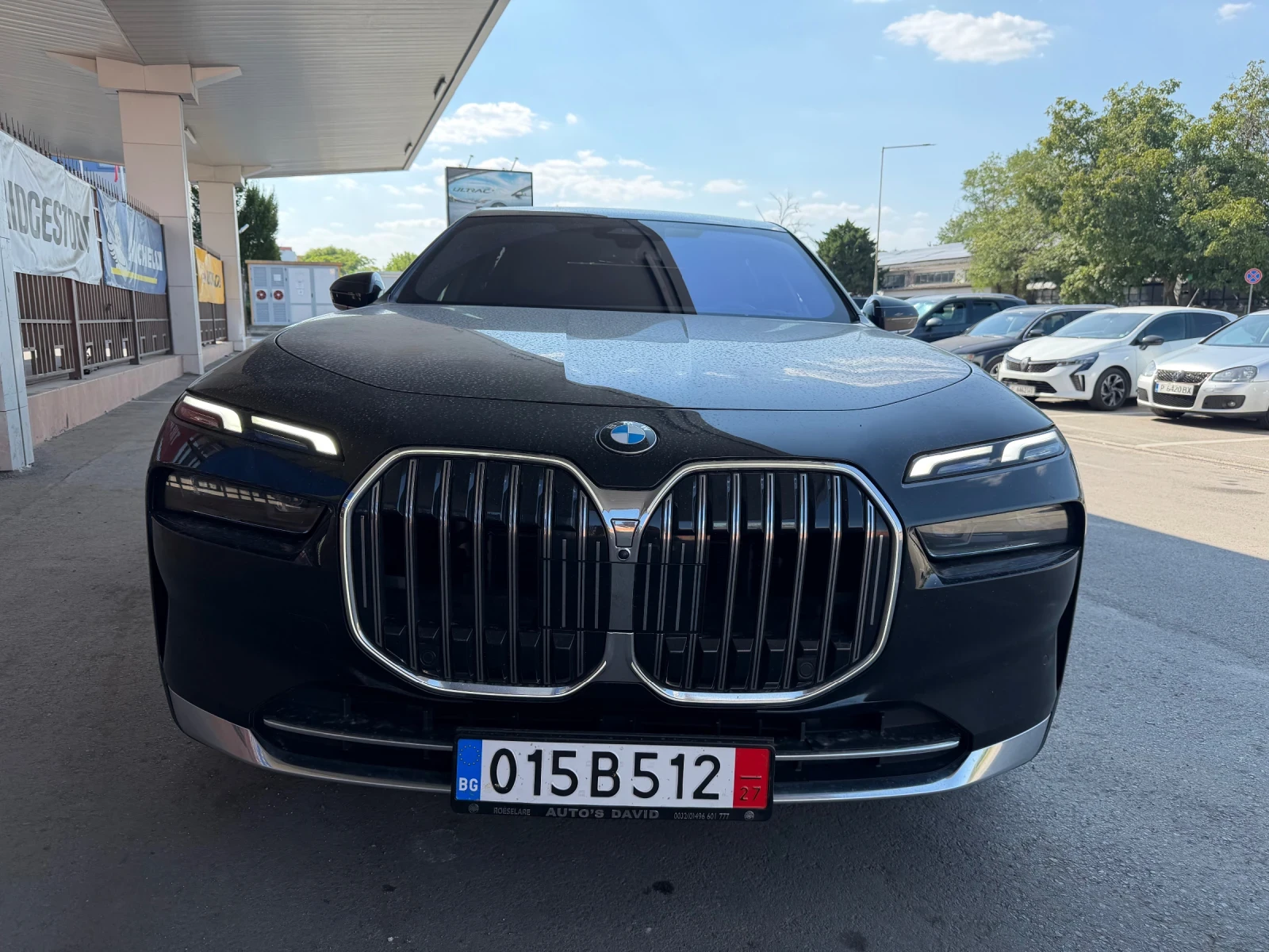 BMW 740 БАРТЕР* ЛИЗИНГ* ГАРАНЦИЯ, снимка 3 - Автомобили и джипове - 55148528