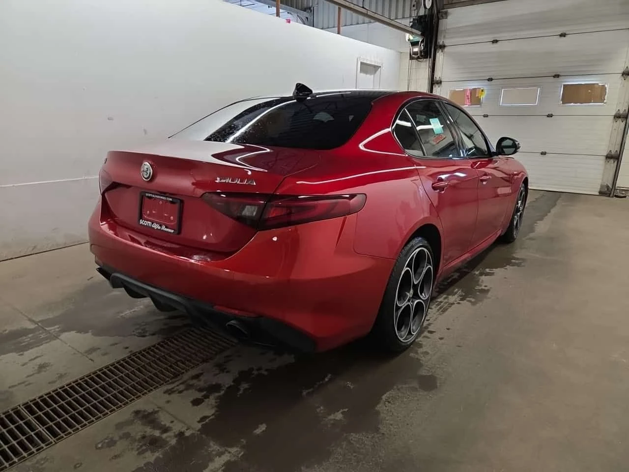 Alfa Romeo Giulia * VELOCE * CARFAX * ОПЦИЯ ЗА ФИНАНСИРАНЕ, снимка 3 - Автомобили и джипове - 55510552