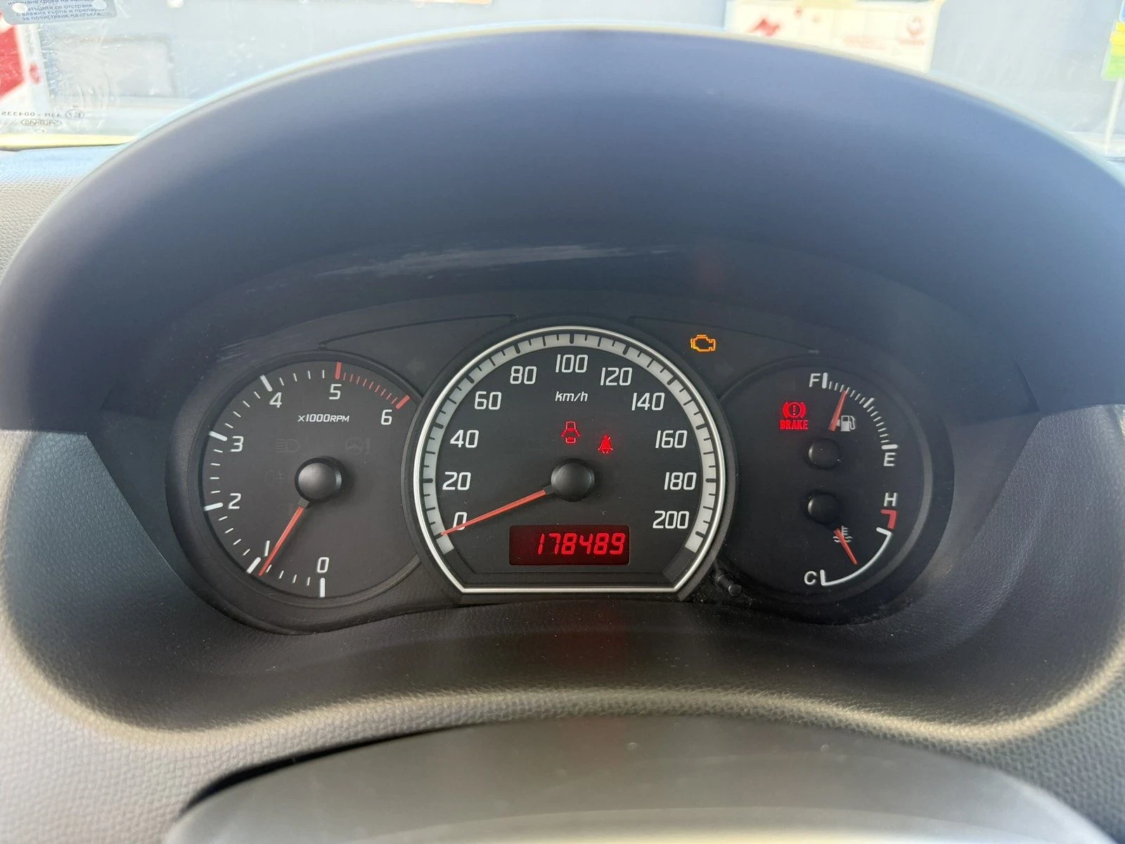 Suzuki Swift, снимка 11 - Автомобили и джипове - 55597185