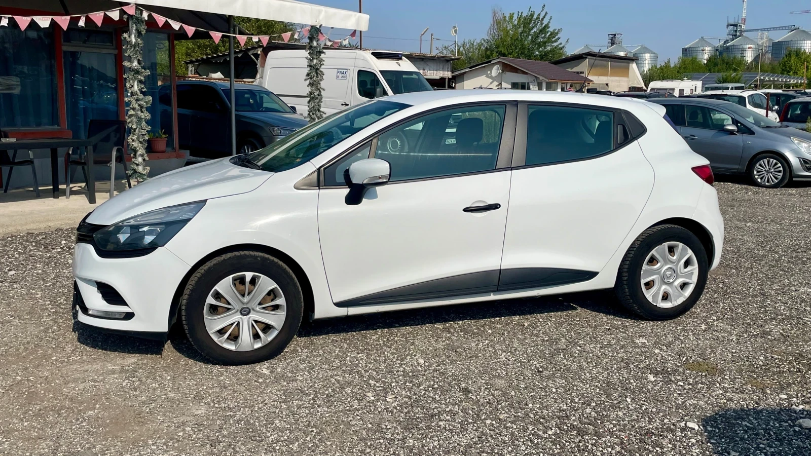 Renault Clio 1.2, 74к.с./ 4 цилиндъра/ Евро 6В, снимка 3 - Автомобили и джипове - 55830480