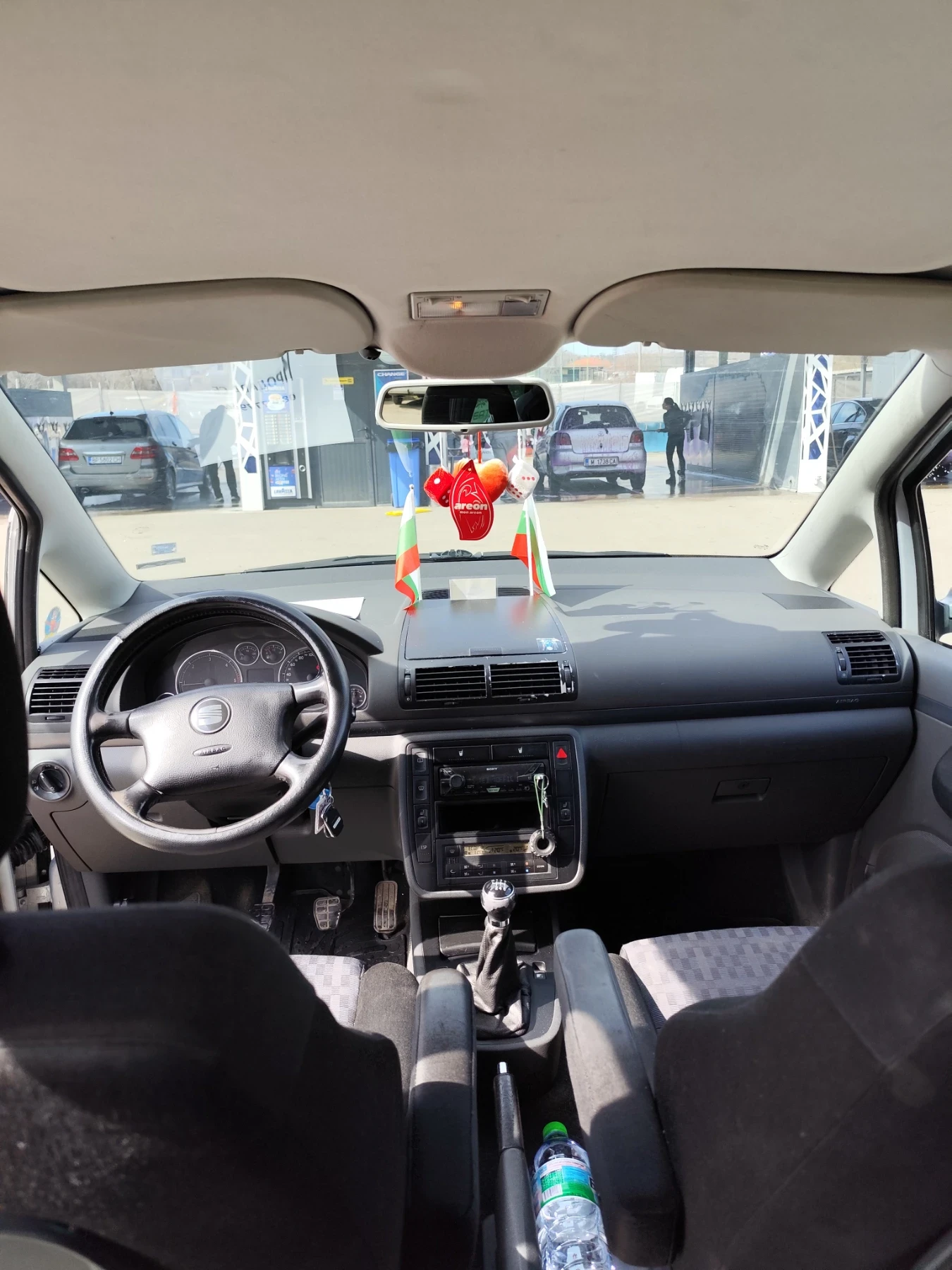 Seat Alhambra, снимка 11 - Автомобили и джипове - 56321253