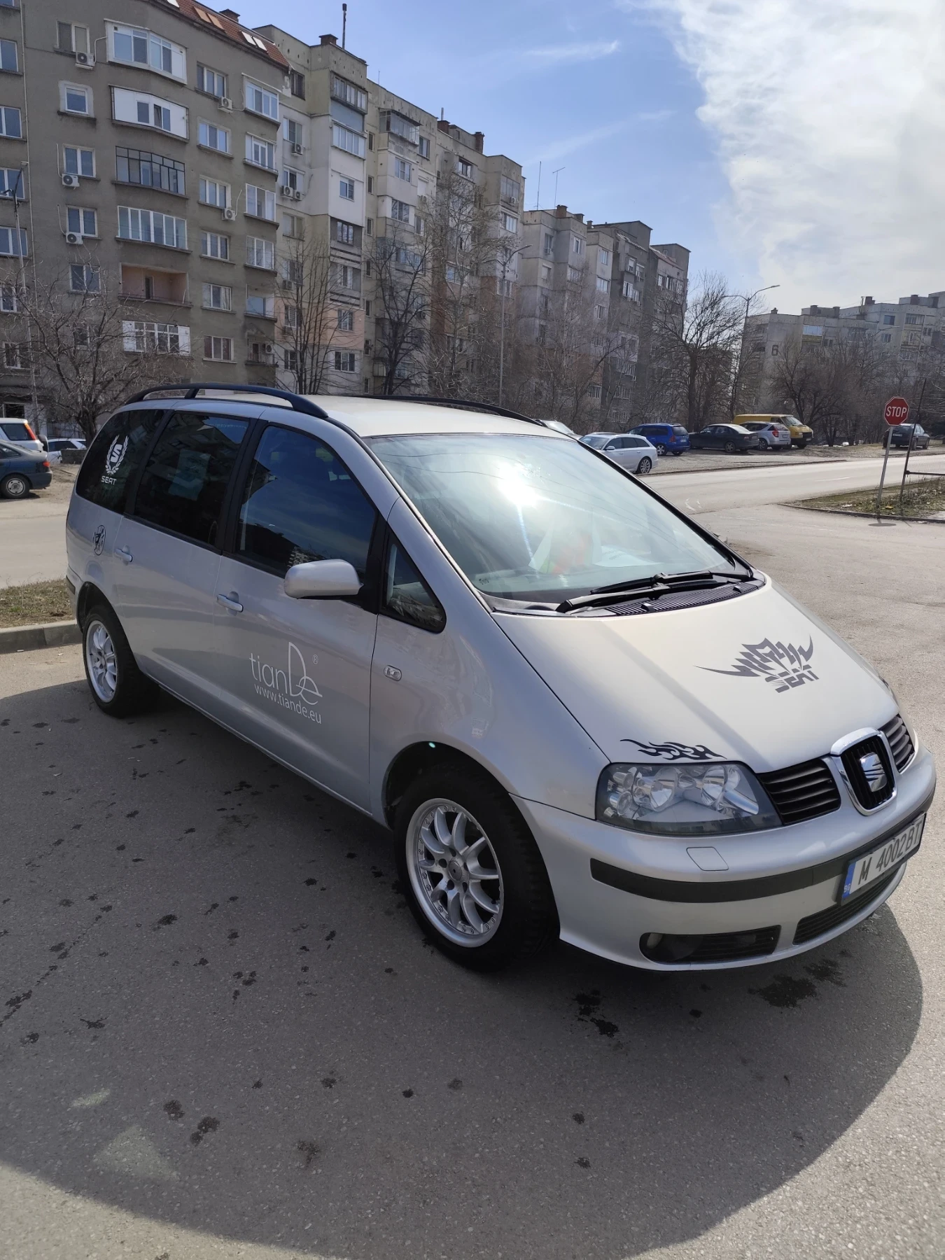 Seat Alhambra, снимка 4 - Автомобили и джипове - 56321253