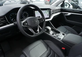 VW Touareg 3.0TDI* 4M* DISTR* MEMORY* LEDER* NAVI* CAM* , снимка 4