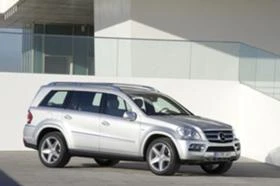 Mercedes-Benz GL 500  1