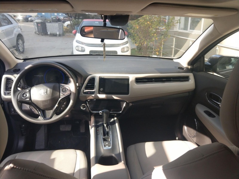 Honda Hr-v 1.8, снимка 4 - Автомобили и джипове - 45004039