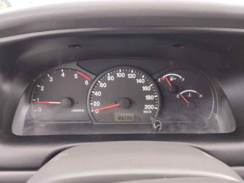 Suzuki Grand vitara 2.0 Disel 109 hp , снимка 14 - Автомобили и джипове - 46472417