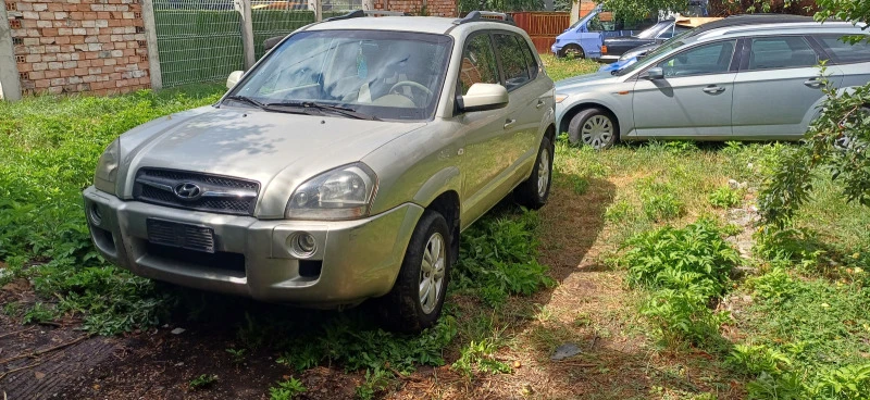 Hyundai Tucson, снимка 4 - Автомобили и джипове - 47572942