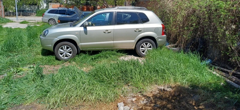Hyundai Tucson, снимка 9 - Автомобили и джипове - 52288191