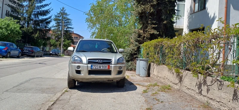Hyundai Tucson, снимка 5 - Автомобили и джипове - 52288191