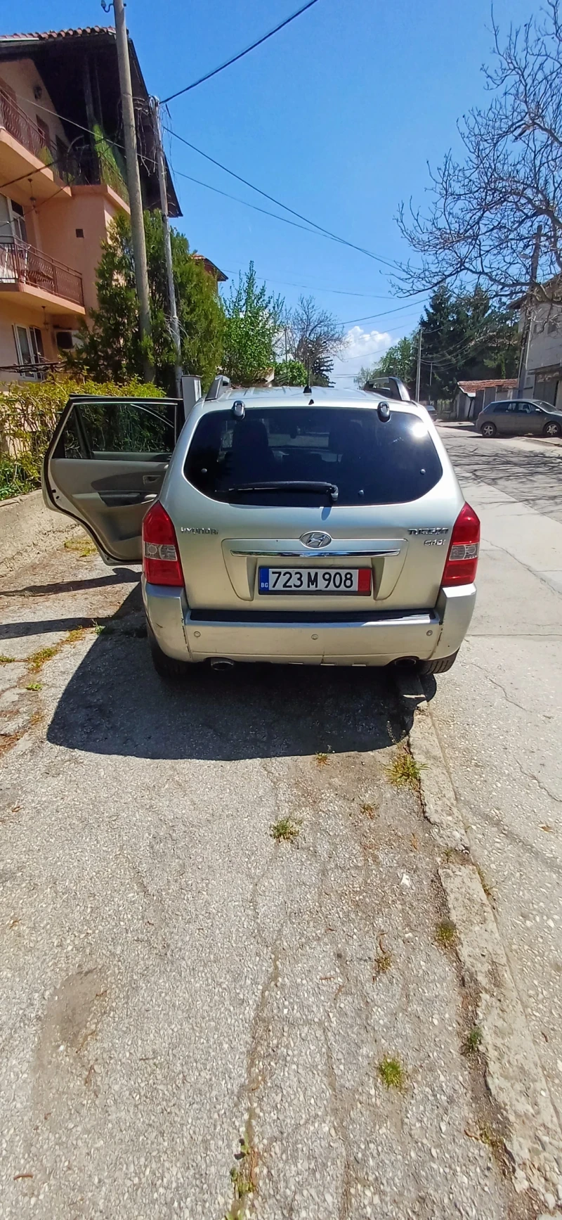 Hyundai Tucson, снимка 4 - Автомобили и джипове - 52288191