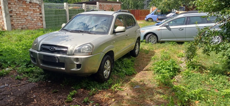 Hyundai Tucson, снимка 1 - Автомобили и джипове - 47572942