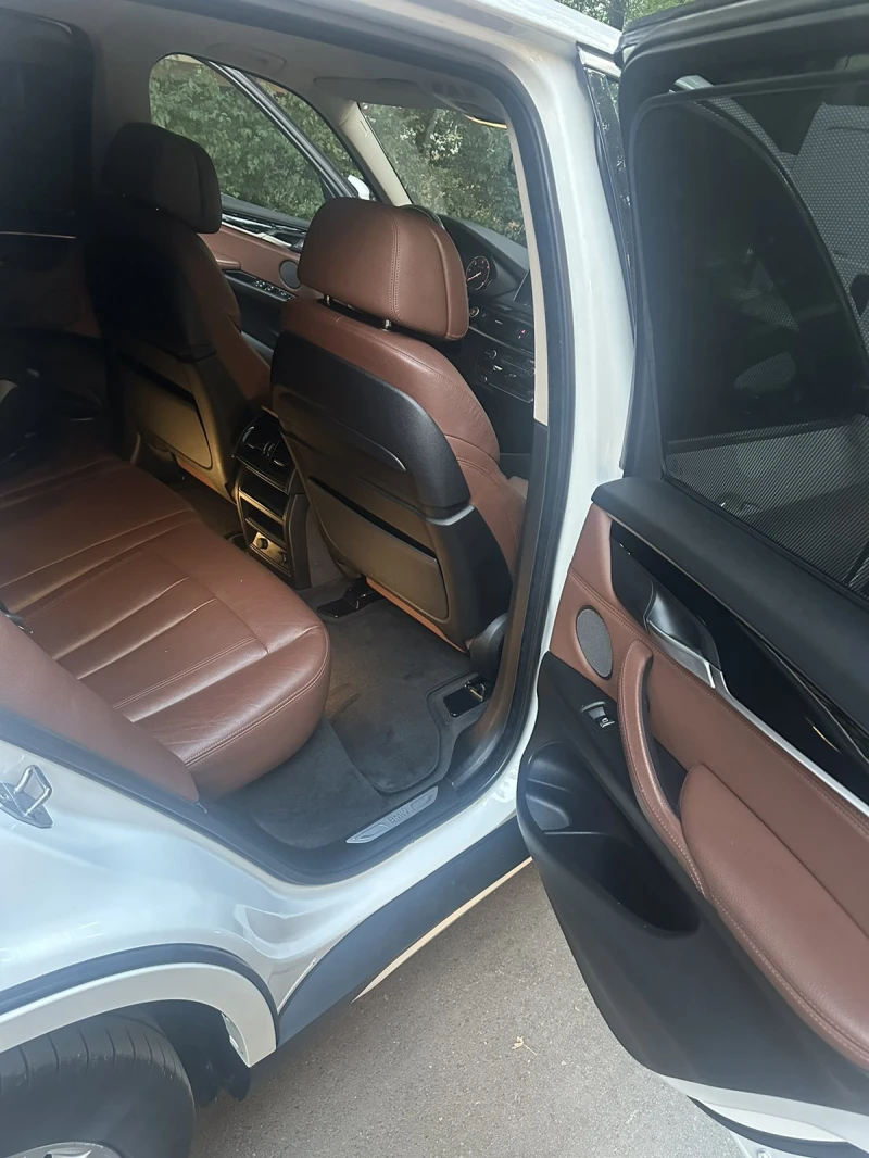 BMW X5 3.0D X-Drive, снимка 14 - Автомобили и джипове - 47335708