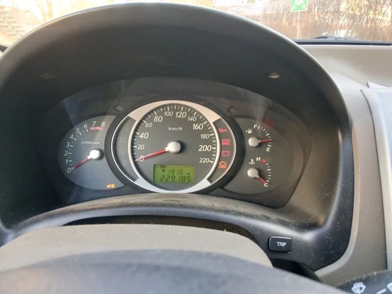 Hyundai Tucson, снимка 8 - Автомобили и джипове - 52885887