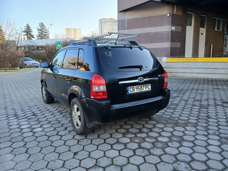 Hyundai Tucson, снимка 6 - Автомобили и джипове - 52885887