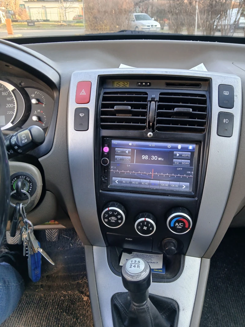 Hyundai Tucson, снимка 9 - Автомобили и джипове - 52885887