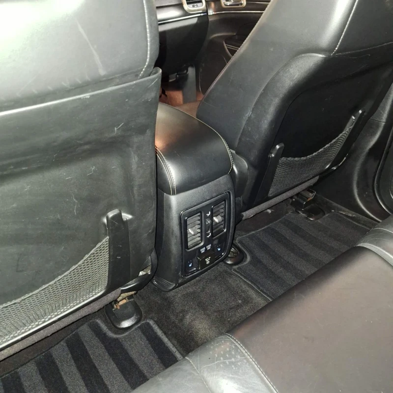 Jeep Grand cherokee, снимка 13 - Автомобили и джипове - 53033648