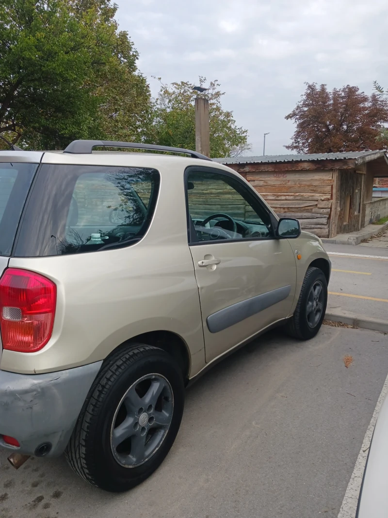 Toyota Rav4 Rav4, снимка 4 - Автомобили и джипове - 53132721