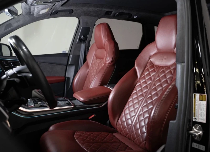 Audi SQ7 PREMIUM PLUS * * 7 МЕСТА * * B&O * * CLEAN CARFAX , снимка 7 - Автомобили и джипове - 53149747