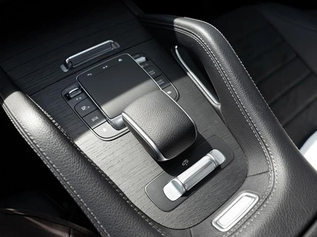 Mercedes-Benz GLE 300 d 4Matic = AMG Line = Night Package  | Mobile.bg   8