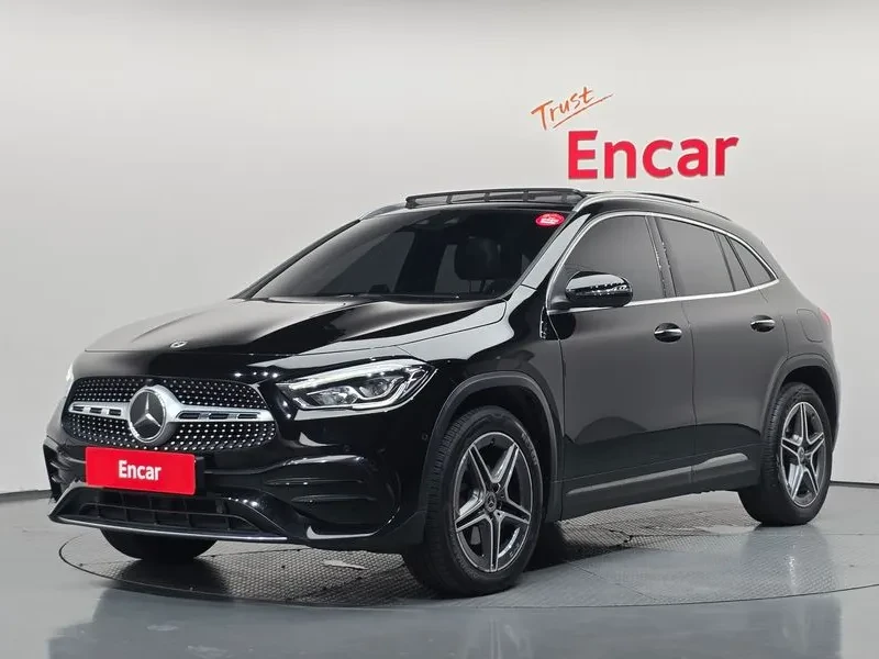 Mercedes-Benz GLA 250 4MATIC/ PANO/ DIST/ ПОДГРЕВ/ ПАМЕТ