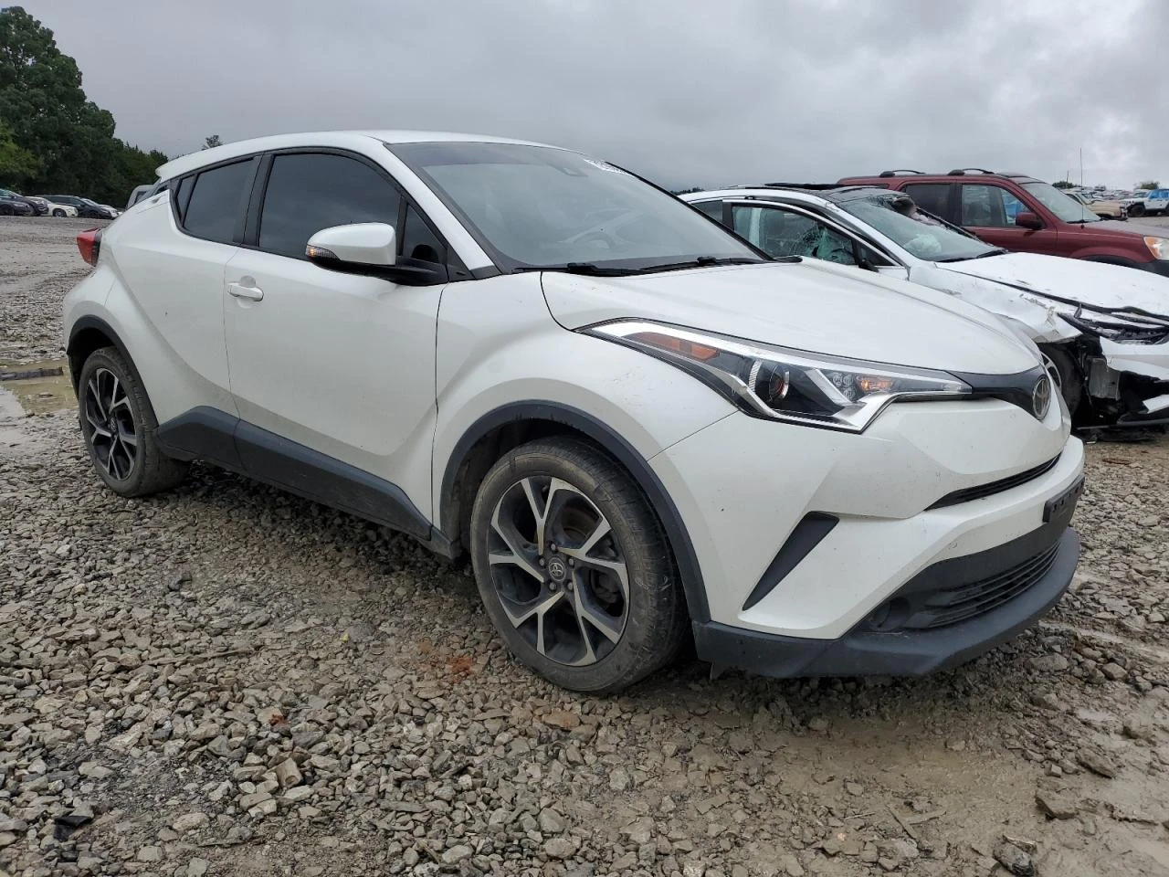 Toyota C-HR XLE - изображение 2