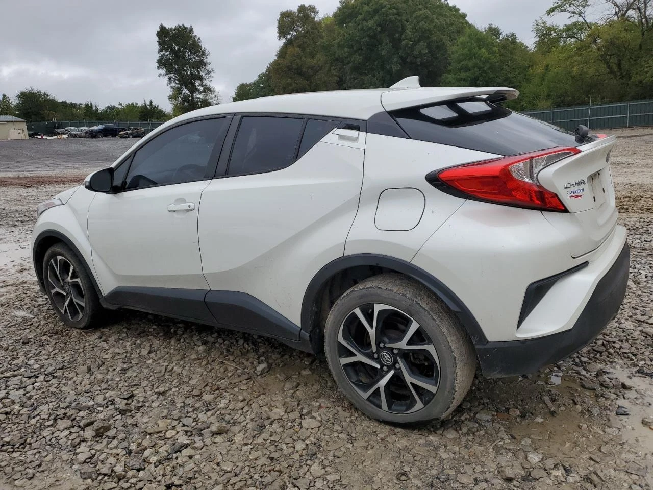 Toyota C-HR XLE - изображение 4