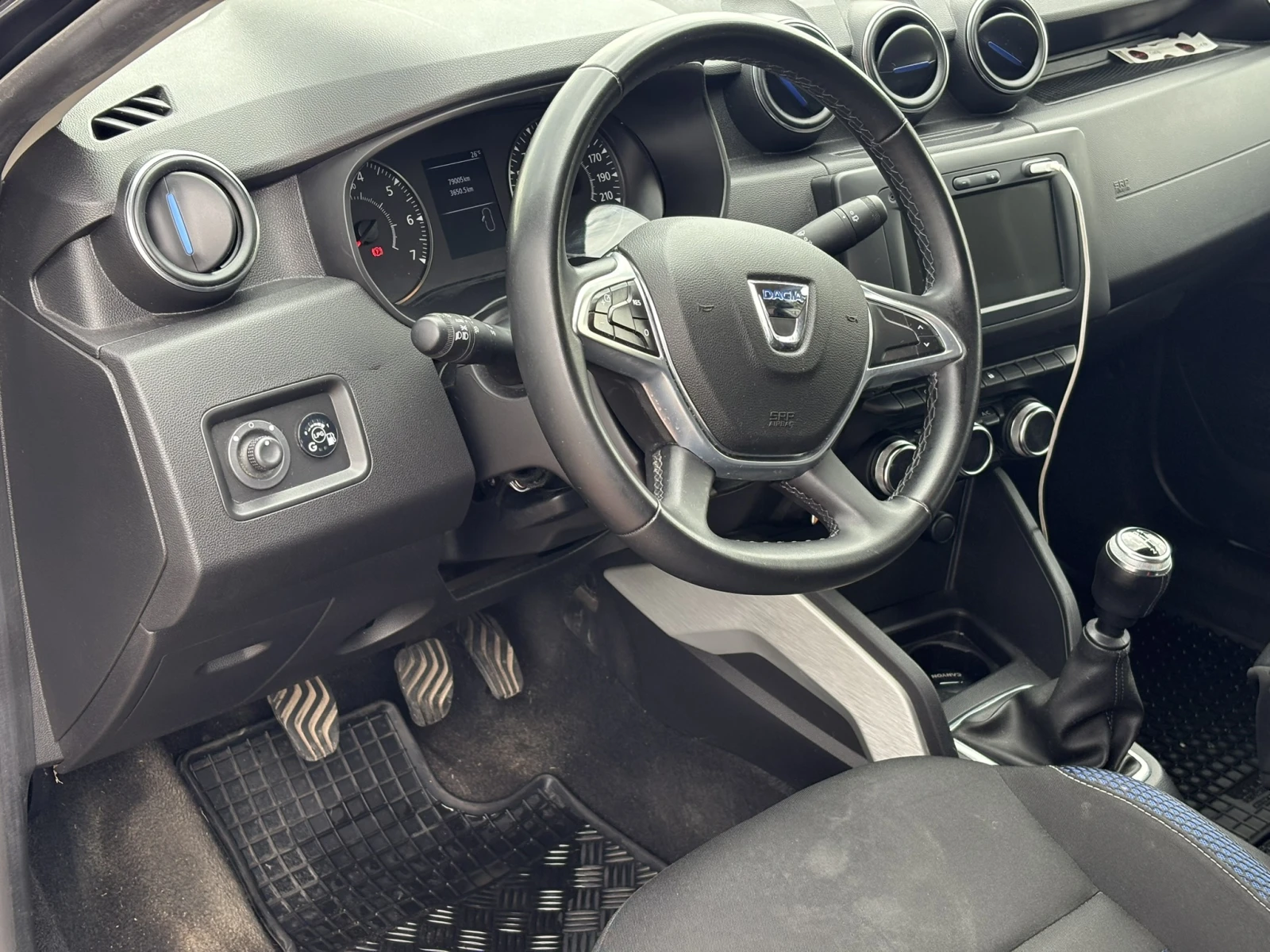 Dacia Duster  - изображение 8
