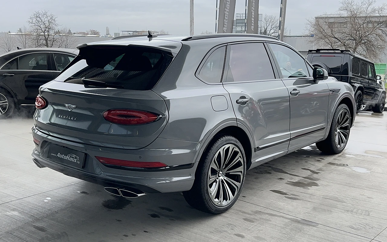 Bentley Bentayga V8 Azure - изображение 4