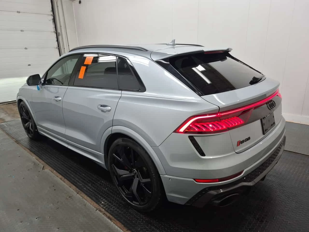 Audi RSQ8 BANG&OLUFSEN| ALCANTARA| HUD| 360| PANO | Mobile.bg � ����������� 4